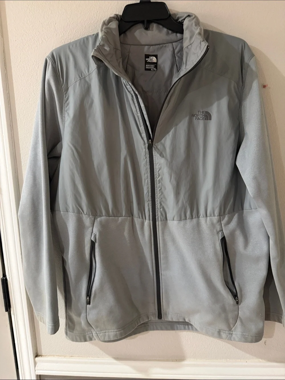 The North Face Light Gray Men's Lightweight Zip Jacket